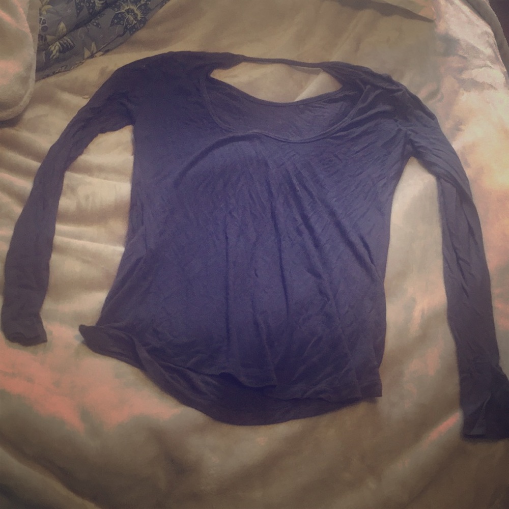 Keyhole, soft navy top